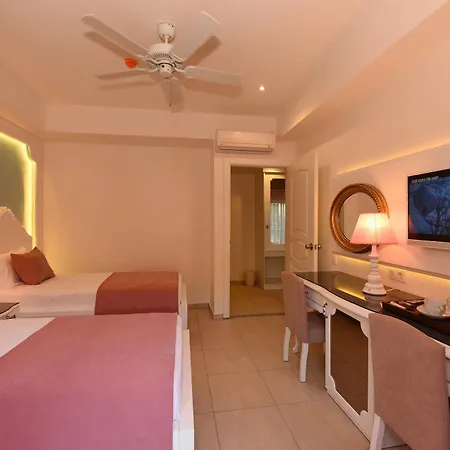 Montebello Deluxe Oludeniz