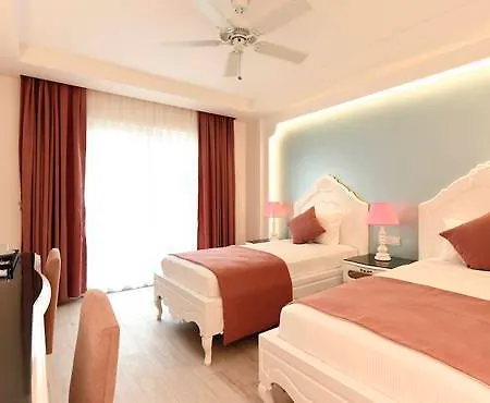 Hotel Montebello Deluxe Oludeniz